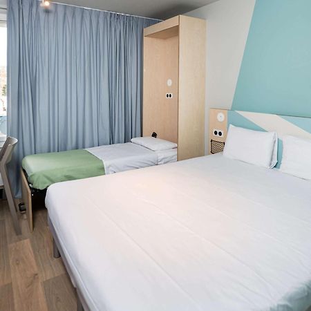 Ibis Budget Lyon Caluire Cite Internationale Экстерьер фото