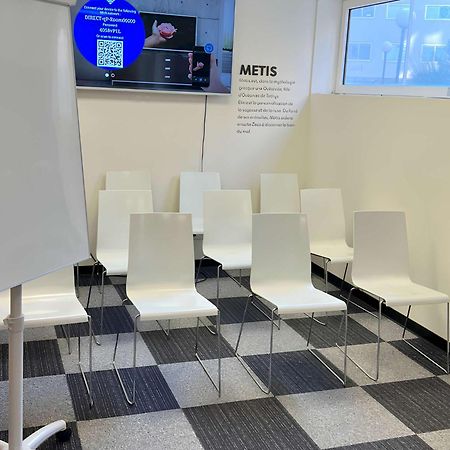 Ibis Budget Lyon Caluire Cite Internationale Экстерьер фото