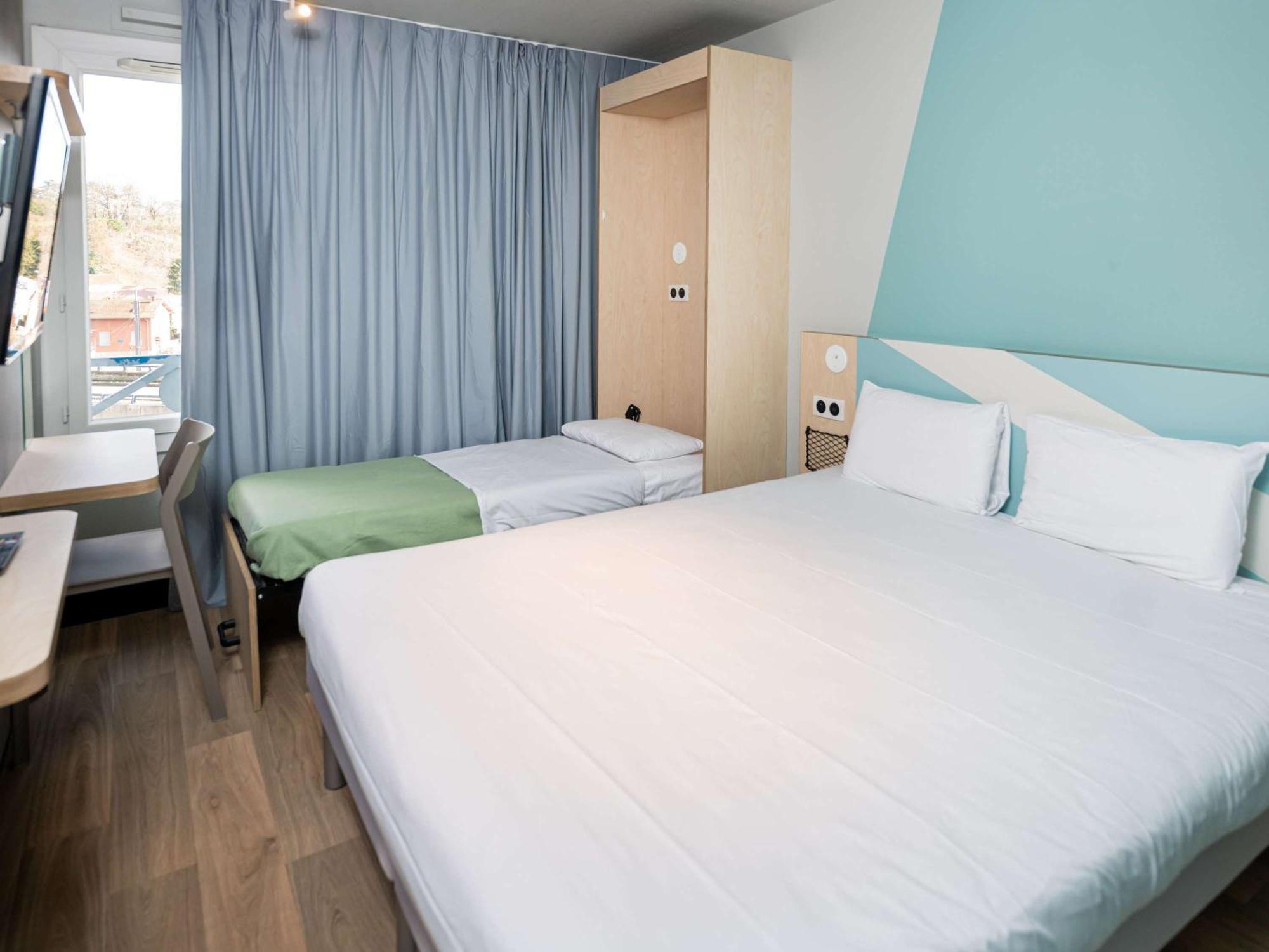 Ibis Budget Lyon Caluire Cite Internationale Экстерьер фото