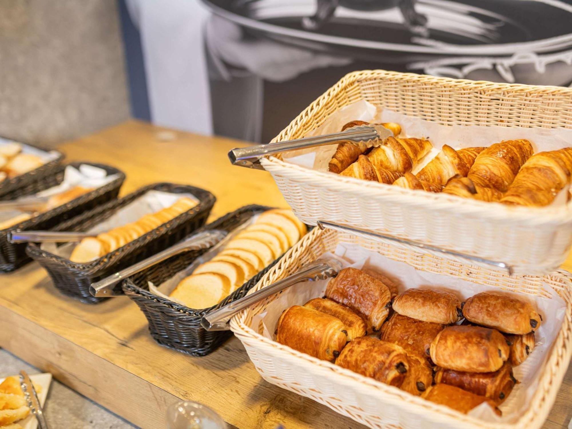 Ibis Budget Lyon Caluire Cite Internationale Экстерьер фото