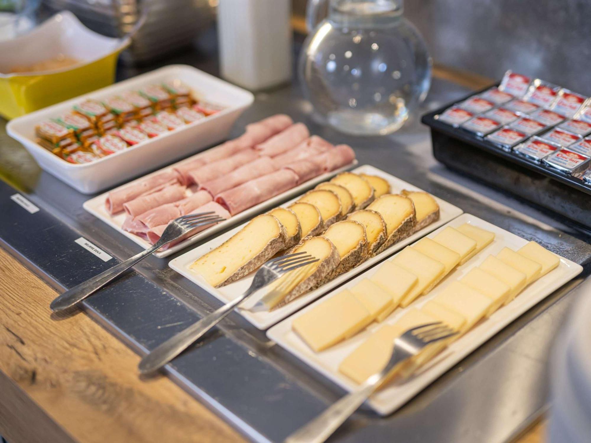 Ibis Budget Lyon Caluire Cite Internationale Экстерьер фото